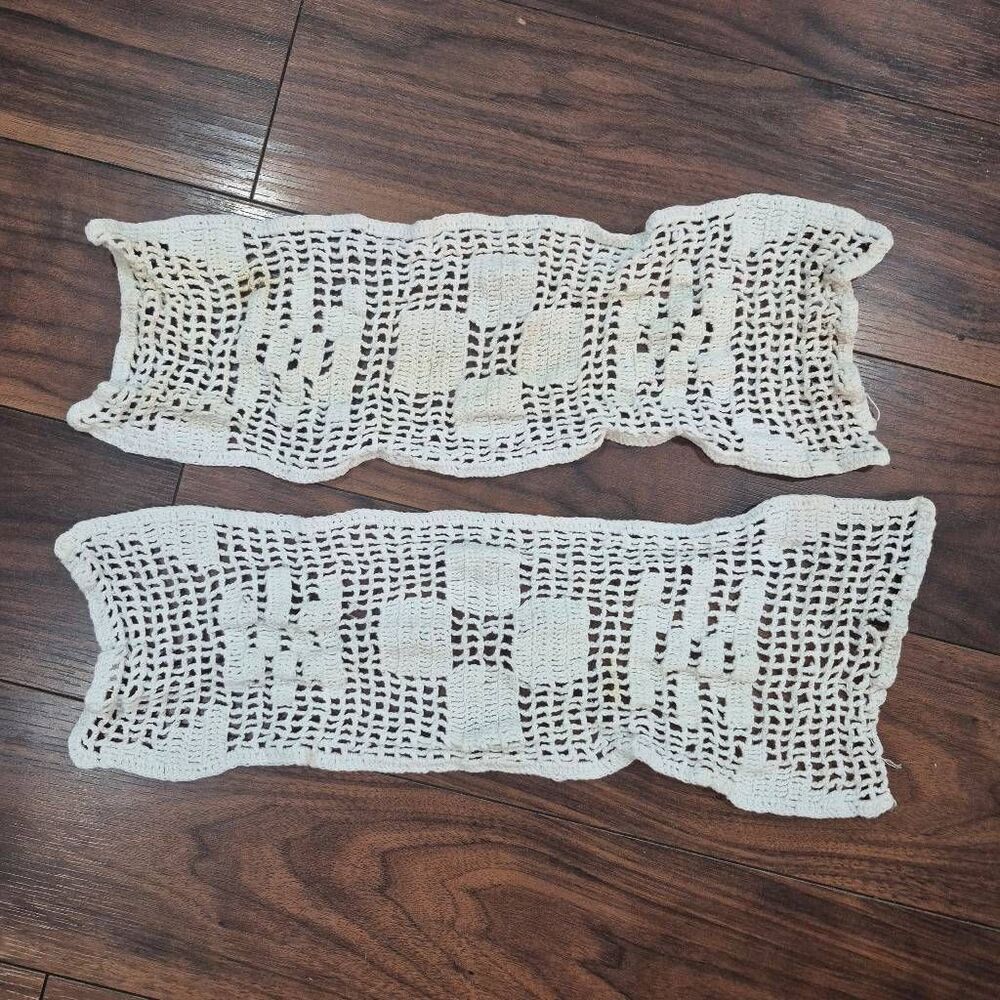Crochet, Vintage White 15" x 5" Rectangles, 2 of them, see age spot on one of th